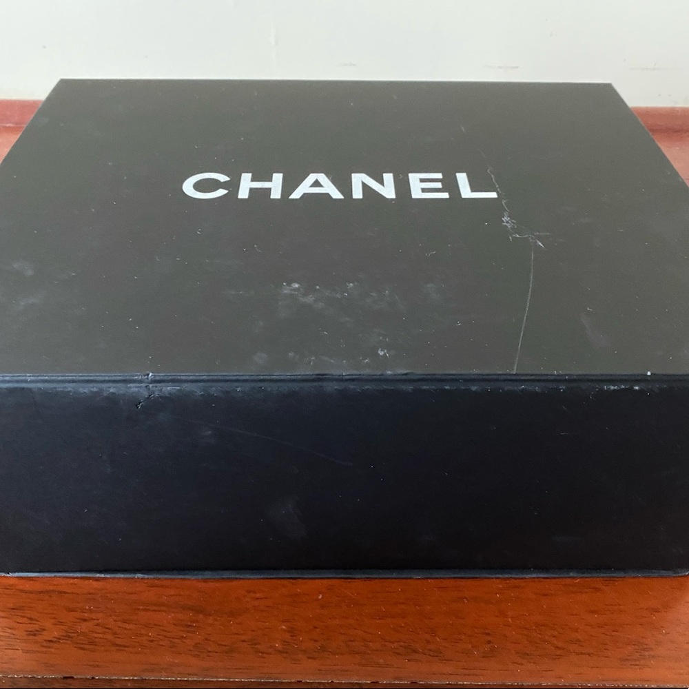 Authentic Classic Chanel black cavier jumbo - Picture 3 of 10